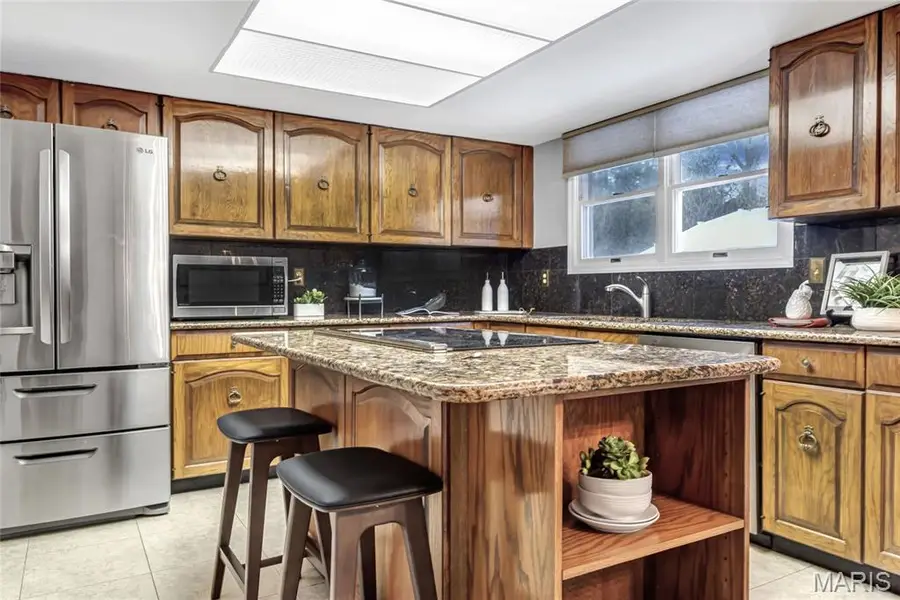 12861 White Rock Court, Saint Louis, MO 63131 - Image #2