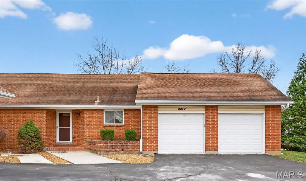 2210 Riverwood Trails Drive, Florissant, MO 63031 - Image #1
