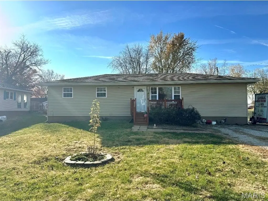 228 Willowrun Drive, Moro, IL 62067 - Image #1