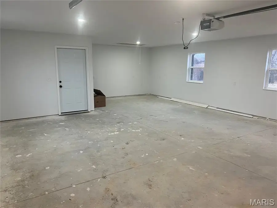 11418 Highway 24, Madison, MO 65263 - Image #2