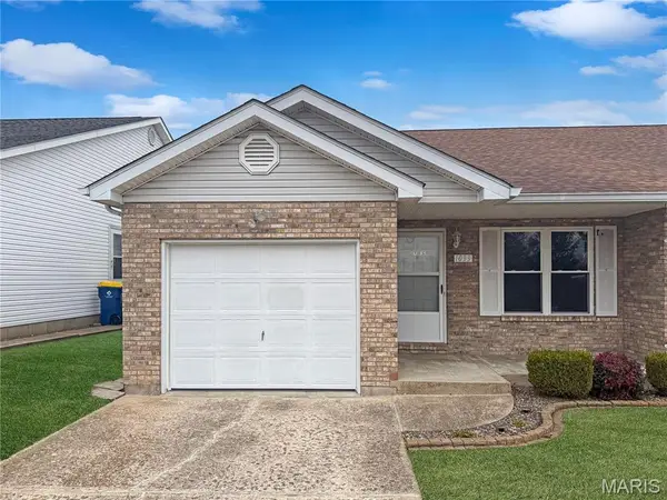 1033 Bieker Road, Washington, MO 63090