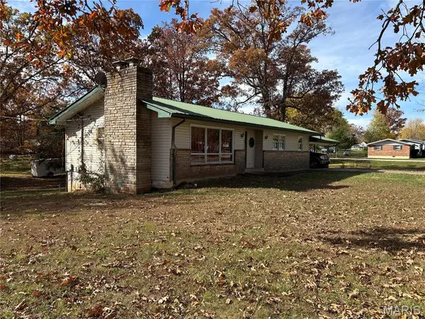 29 Spruce, Viburnum, MO 65566