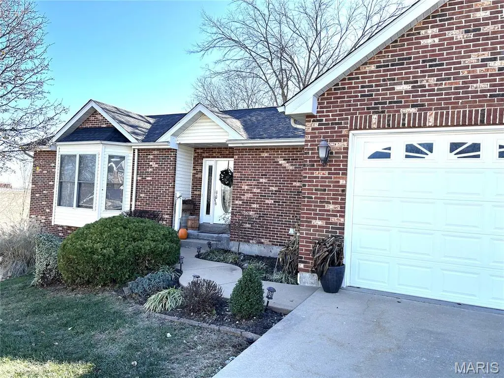 1308 Apple Blossom Lane, Washington, MO 63090 - Image #1