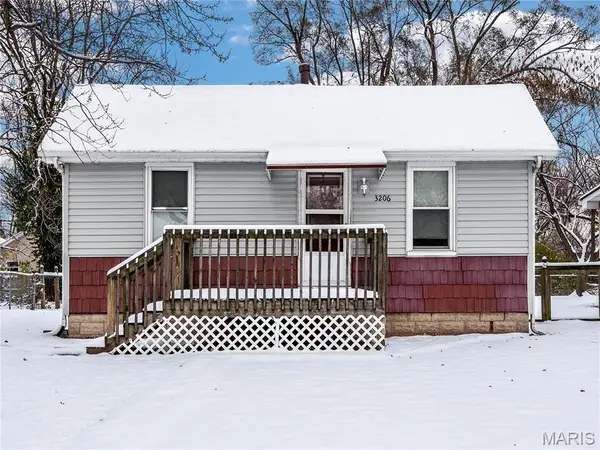 3206 Amherst Avenue, Collinsville, IL 62234