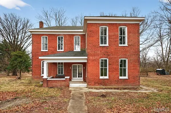 3270 Linwood Lane, Belleville, IL 62220