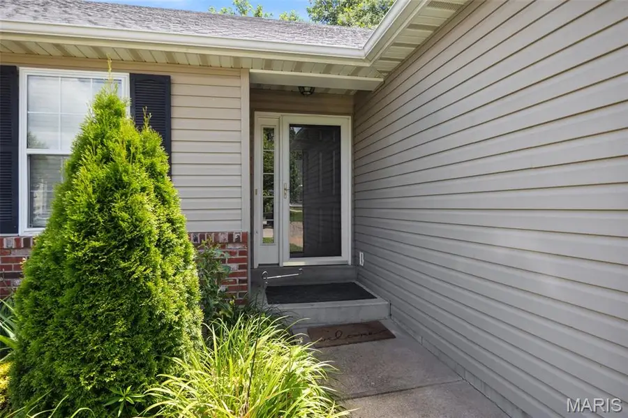 2908 Elderwood Circle, High Ridge, MO 63049 - Image #2