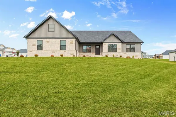 1416 Guilford Place Place, Troy, IL 62294