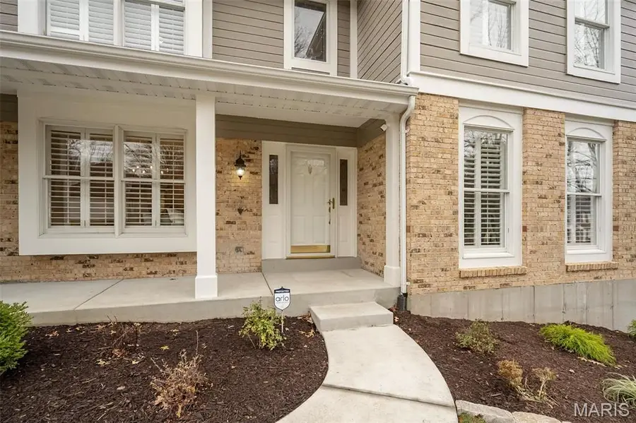 15708 Cedarmill Drive, Chesterfield, MO 63017 - Image #2