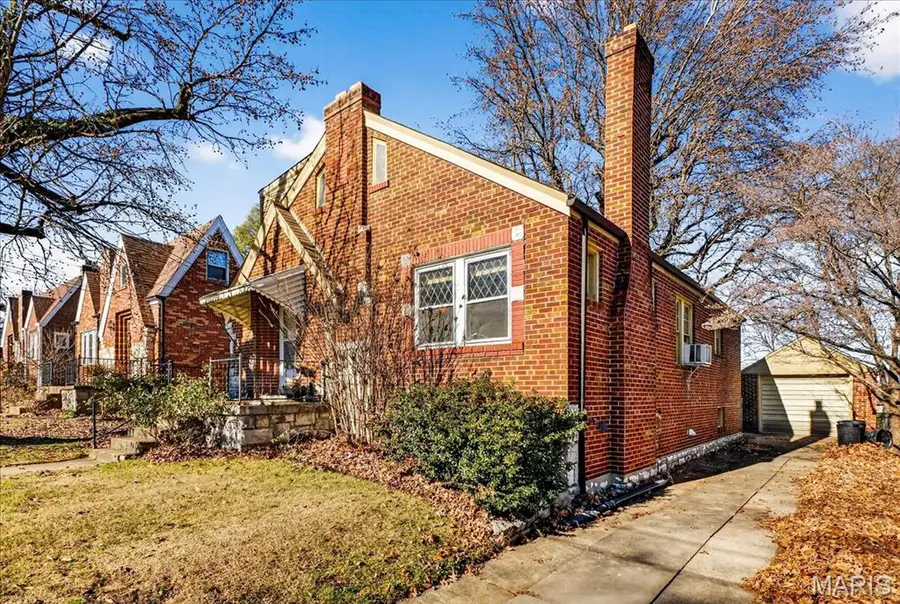 9007 Lawn Avenue, Brentwood, MO 63144 - Image #2