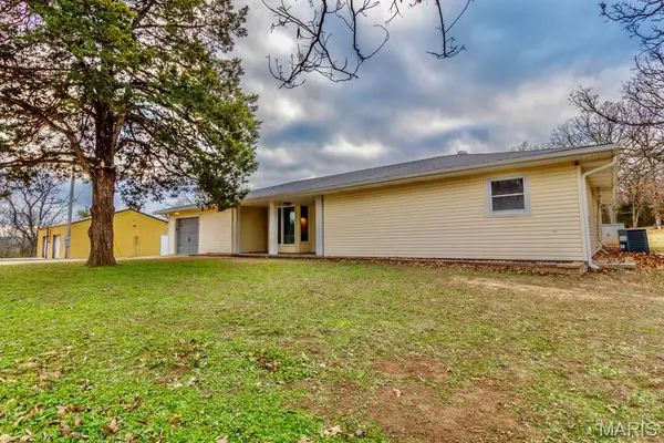 30353 Starling Drive, Stoutland, MO 65567