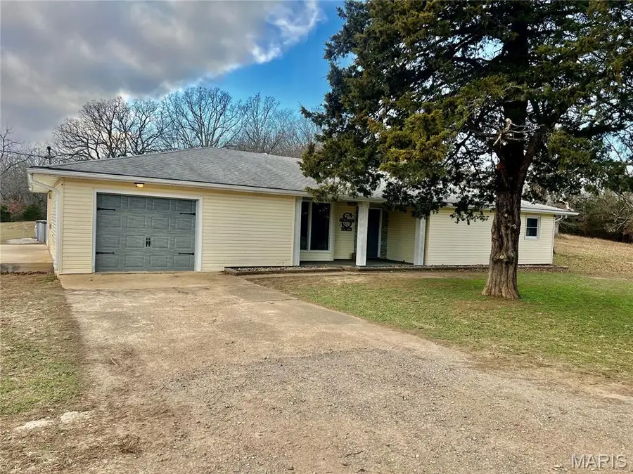 30353 Starling Drive, Stoutland, MO 65567 - Image #2