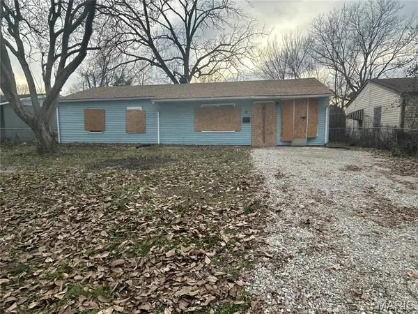 11 Westwood Drive, Cahokia, IL 62206