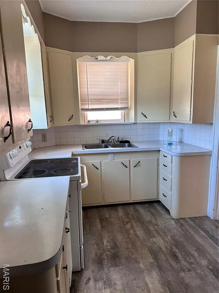 3-5 N Henderson Avenue, Cape Girardeau, MO 63701 - Image #2