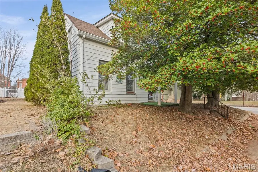 619 E A Street, Belleville, IL 62220 - Image #2