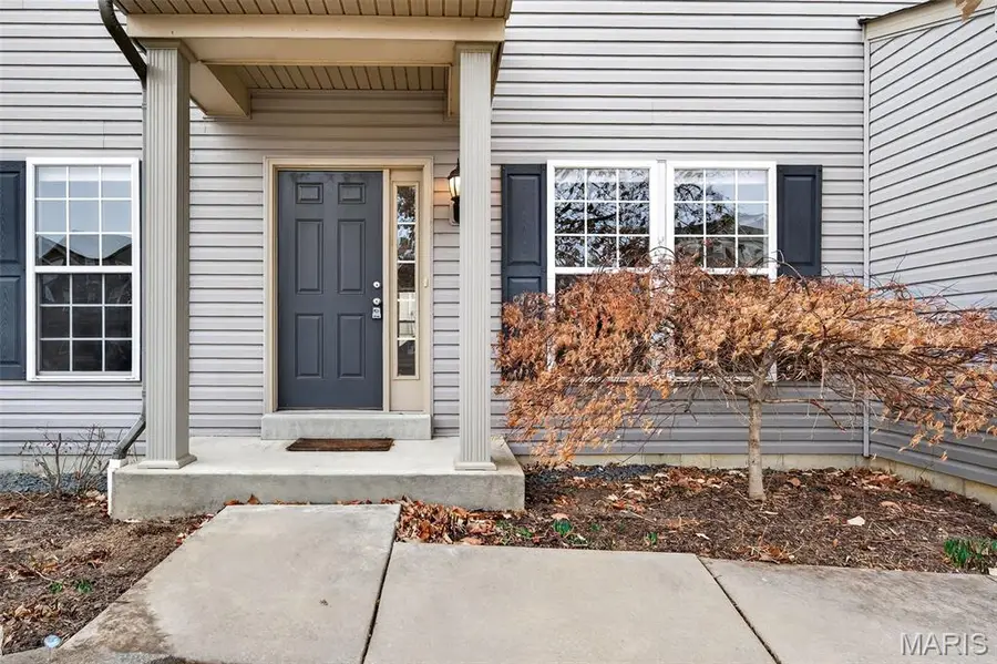 1290 Shorewinds Trail, Saint Charles, MO 63303 - Image #2