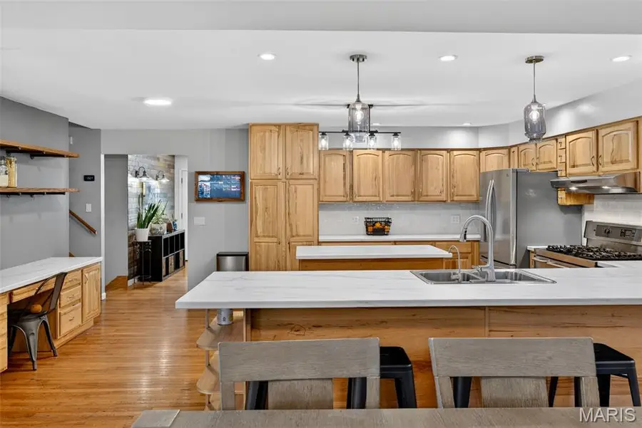 28 Greenfield Drive, Saint Peters, MO 63376 - #2