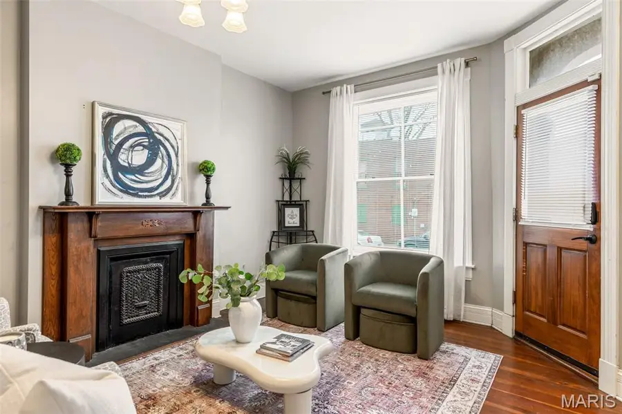 909 Victor Street, Saint Louis, MO 63104 - Image #3