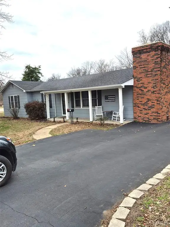 143 Jerry Mac Street, Pacific, MO 63069