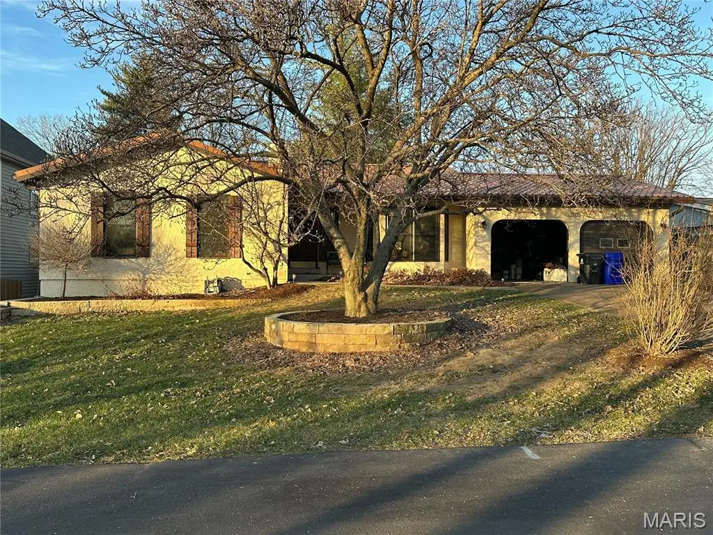 10435 Lylewood Drive, Saint Louis, MO 63131 - Image #1