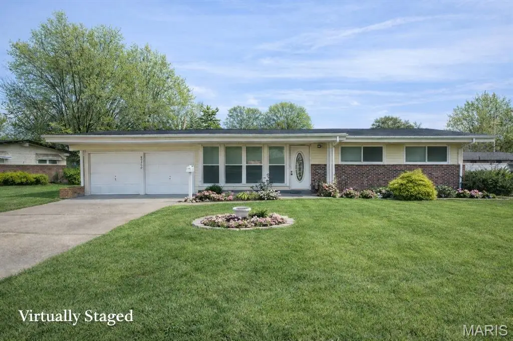 10700 Hallstead Drive, Saint Louis, MO 63136 - Image #1