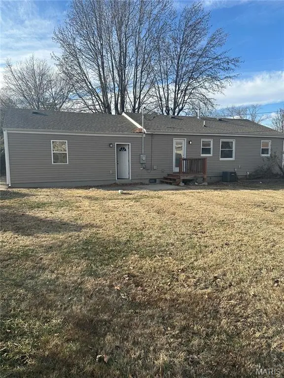 204 Hillsdale Drive, Ballwin, MO 63011 - Image #3