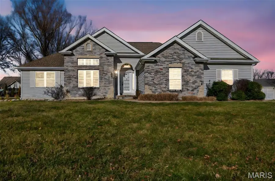 1601 Broadsword Lane, Lake Saint Louis, MO 63367 - #2