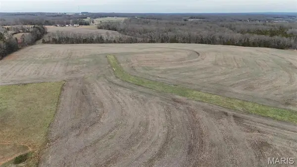 2000 Hwy Zz Highway E, Owensville, MO 65066