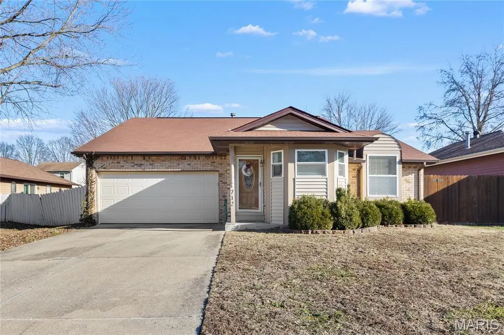 712 Oak Hollow Court, O Fallon, IL 62269 - Image #1
