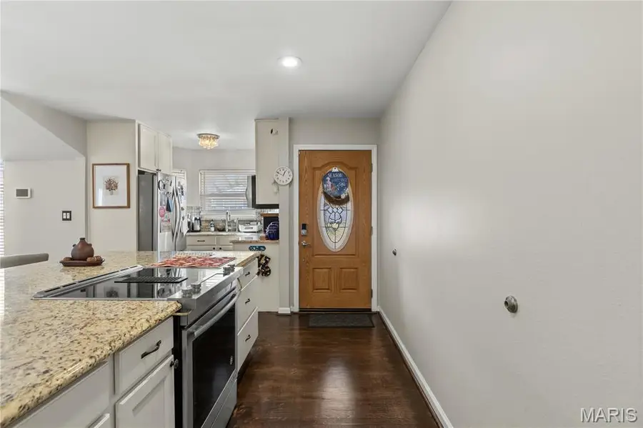 712 Oak Hollow Court, O Fallon, IL 62269 - Image #3