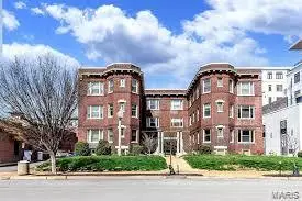 4561 Laclede Avenue #4FE, St Louis, MO 63108