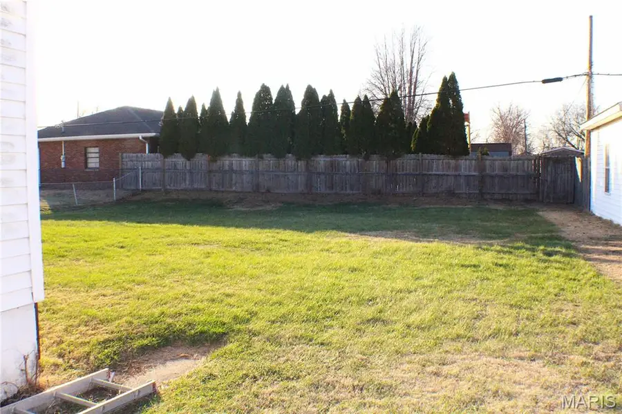 405 Niagara Street, East Alton, IL 62024 - Image #2