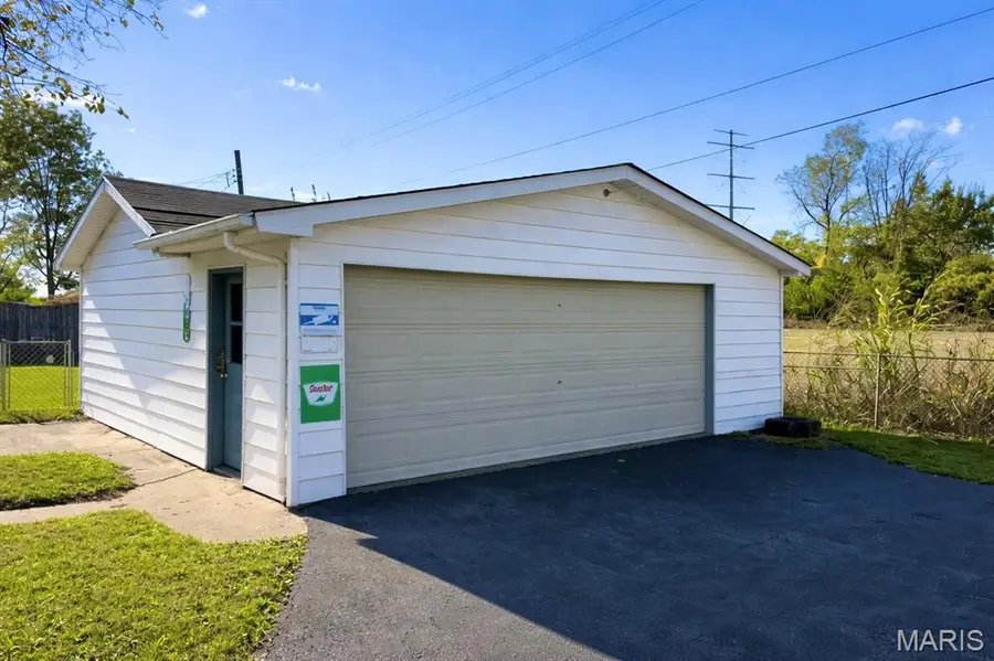 10 Denovion Court, Cahokia, IL 62206 - Image #2