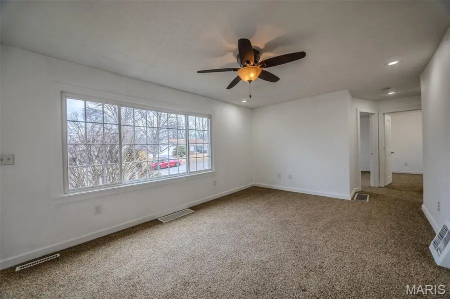 549 S Krudwig Avenue, Lebanon, MO 65536 - Image #3