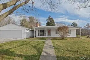 42 Carnation Drive, Collinsville, IL 62234