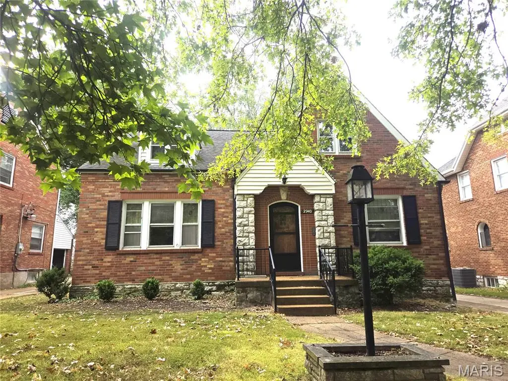 2940 Moniteau Drive, Saint Louis, MO 63121 - Image #1