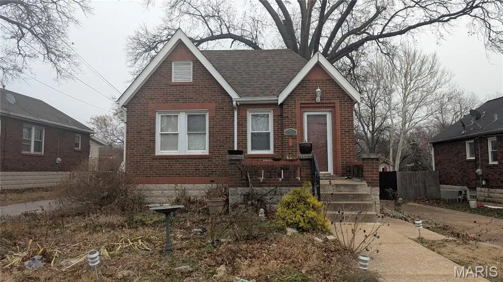 2366 Addie Avenue, Saint Louis, MO 63114 - Image #1