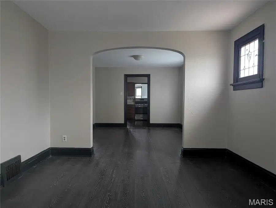 2366 Addie Avenue, Saint Louis, MO 63114 - Image #2