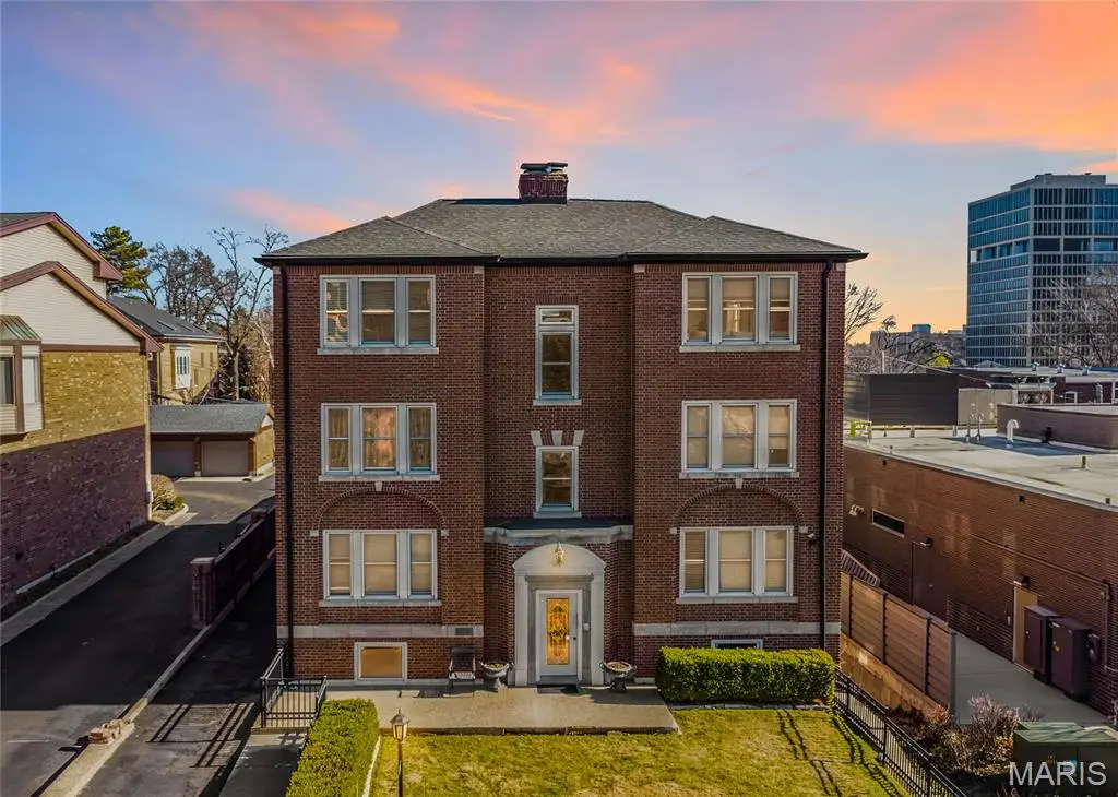 116 N Central Avenue #3S, Clayton, MO 63105 - Image #1