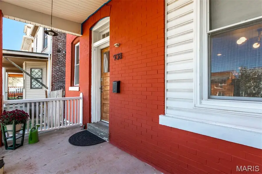 938 Catalpa Street, Saint Louis, MO 63112 - Image #3