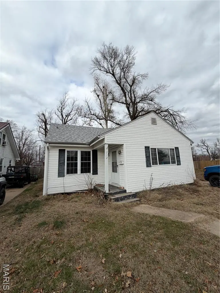 712 E Gladys Street, Sikeston, MO 63801 - Image #1