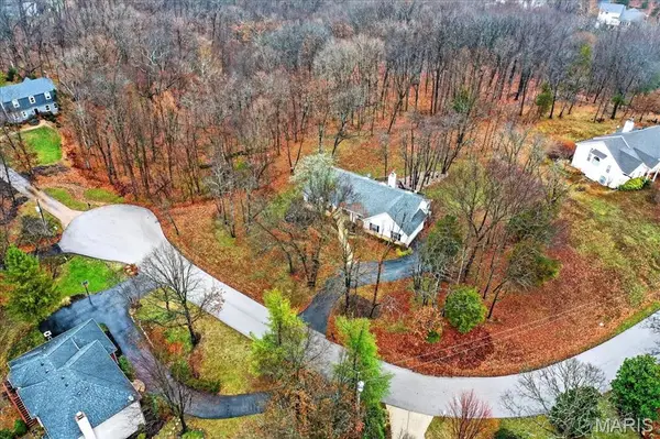 2106 Babler Ridge Dr Lane, Wildwood, MO 63038