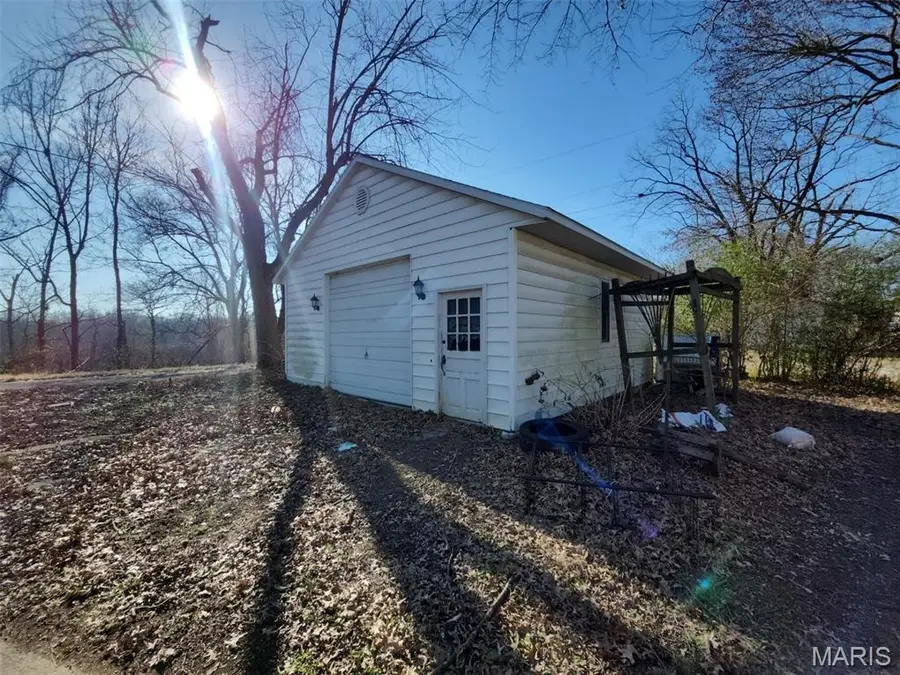 2237 Roblee, Murphysboro, IL 62966 - #3