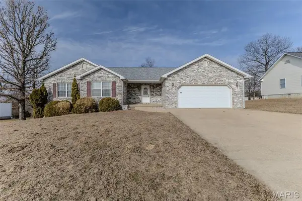 105 Oak Court, St Robert, MO 65584