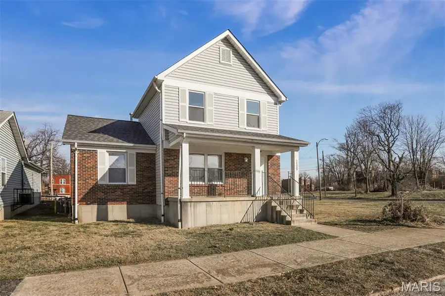 3905 Cottage Avenue, Saint Louis, MO 63113 - Image #2