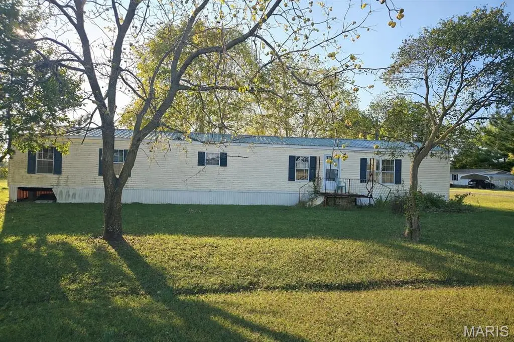 11 Melissa Street, Bertrand, MO 63823 - Image #1