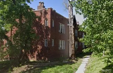 3761 Meramec Street, St Louis, MO 63116