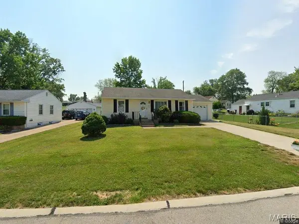 10270 Pickwick Drive, Unincorporated, MO 63123