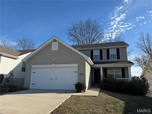 4909 Arbors At Stonegate Court, Affton, MO 63123