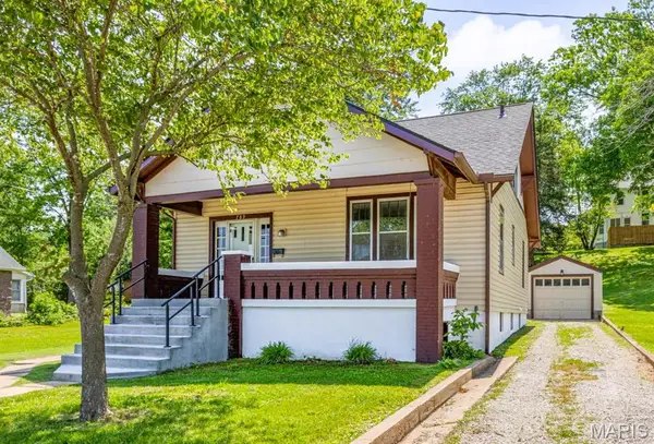 789 N Main Street, Ste Genevieve, MO 63670