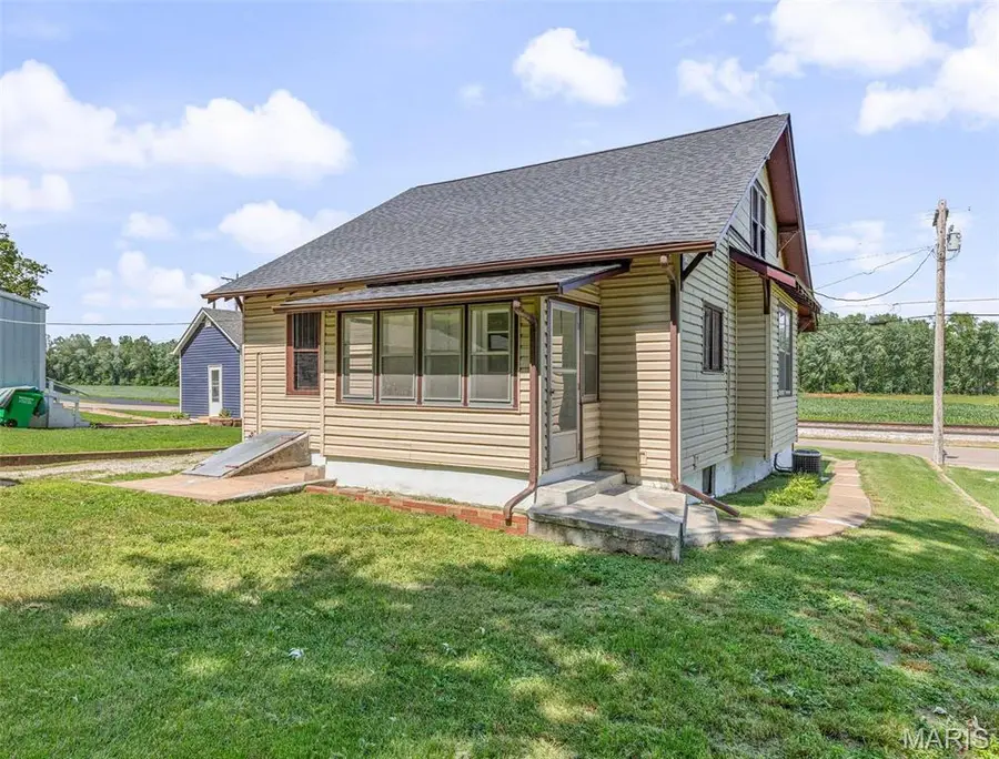 789 N Main Street, Ste Genevieve, MO 63670 - #2